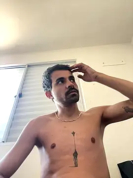 Snapshot of Felipinh19cm chatting on 12-18-25, 10:54 Felipinh19cm online show from 12-18-25, 10:54