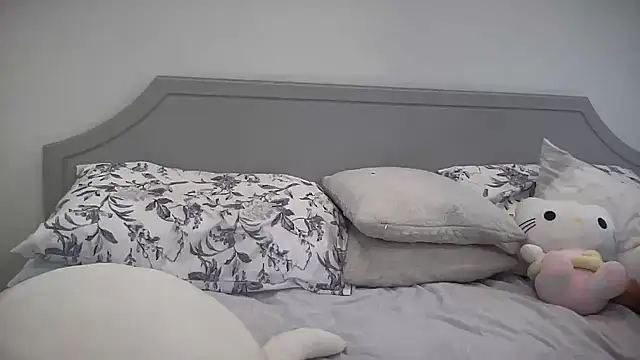 Amiraxevans online show from 02-22-26, 11:20