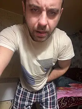 AndyLynn online show from 11-12-25, 03:51