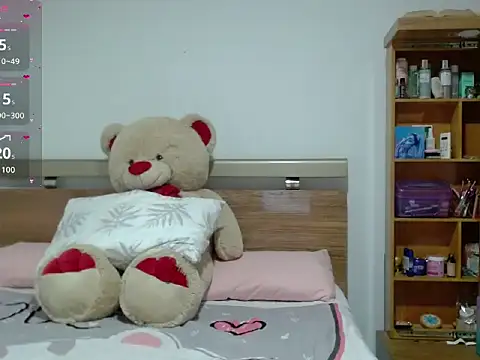 18 girl online show from 10-16-25, 02:34