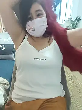 Snapshot of xiaooxuu chatting on 10-20-25, 08:37 xiaooxuu online show from 10-20-25, 08:37
