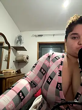 menina coimbrinha online show from 12-04-25, 10:51