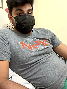 Snapshot of Handsome8677 chatting on 01-10-26, 11:56 Handsome8677 online show from 01-10-26, 11:56