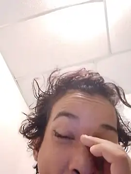 Teressa Love online show from 11-05-25, 09:42