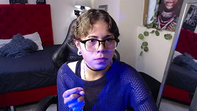 Insomniia  online show from 10-20-25, 03:34