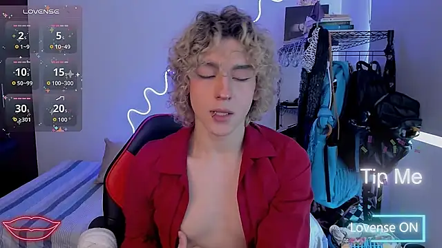 Lyric Mirage online show from 11-18-25, 08:13