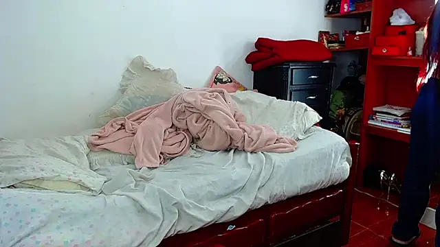 MariamGray1 online show from 03-13-26, 06:09