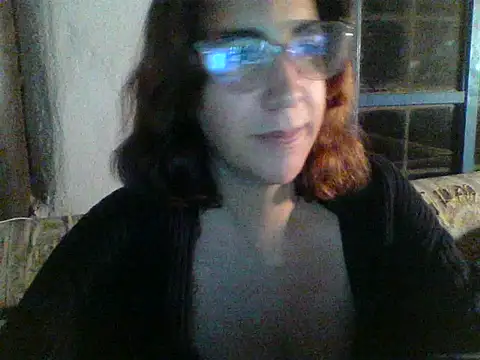 Snapshot of Dani_ela91 chatting on 10-20-25, 04:02 Dani ela91 online show from 10-20-25, 04:02