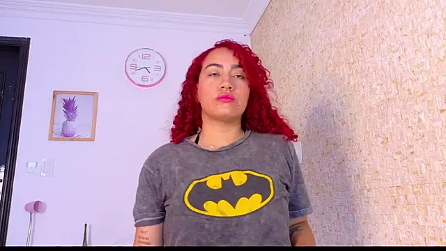 aliicesstong online show from 10-16-25, 01:01