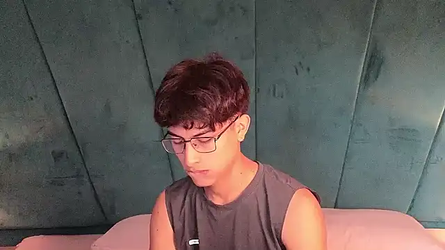 Aaron Eze online show from 02-24-26, 08:07