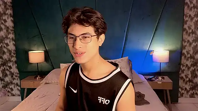 Aaron Eze online show from 05-29-26, 12:36