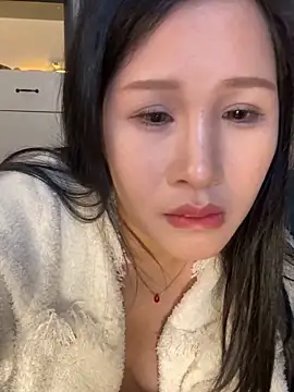 Snapshot of littlesluttycat chatting on 11-18-25, 09:08 littlesluttycat online show from 11-18-25, 09:08