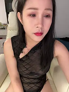 Snapshot of littlesluttycat chatting on 02-15-26, 06:04 littlesluttycat online show from 02-15-26, 06:04