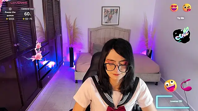 Noah Cherry online show from 10-28-25, 05:11