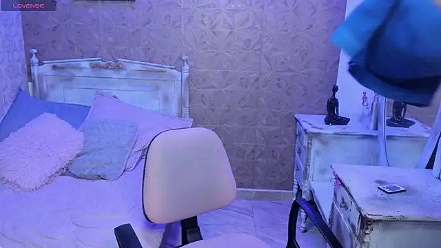 Sara clk online show from 04-03-26, 03:32