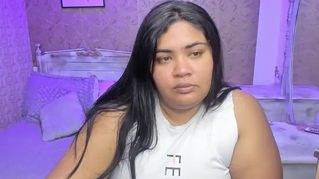 Snapshot of Sara_clk chatting on 07-29-26, 06:50 Sara clk online show from 07-29-26, 06:50