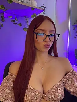 Im sofiaaa online show from 11-13-25, 05:23