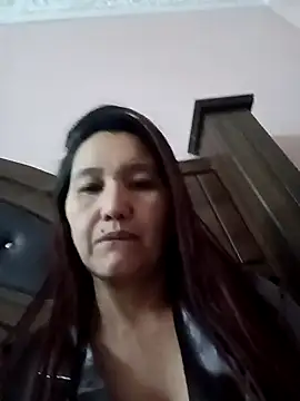 Snapshot of Bigtitsass81 chatting on 10-19-25, 12:28 Bigtitsass81 online show from 10-19-25, 12:28