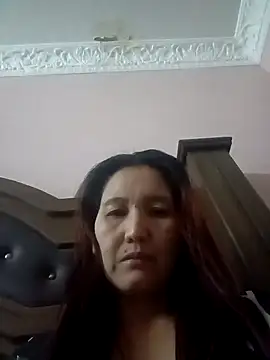 Snapshot of Bigtitsass81 chatting on 10-28-25, 06:54 Bigtitsass81 online show from 10-28-25, 06:54