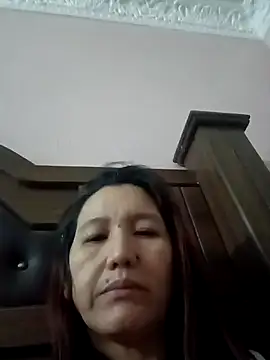 Snapshot of Bigtitsass81 chatting on 11-14-25, 10:29 Bigtitsass81 online show from 11-14-25, 10:29