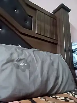 Snapshot of Bigtitsass81 chatting on 11-17-25, 08:47 Bigtitsass81 online show from 11-17-25, 08:47