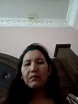 Snapshot of Bigtitsass81 chatting on 11-21-25, 12:26 Bigtitsass81 online show from 11-21-25, 12:26