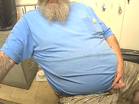 awynn1980 online show from 10-16-25, 03:02