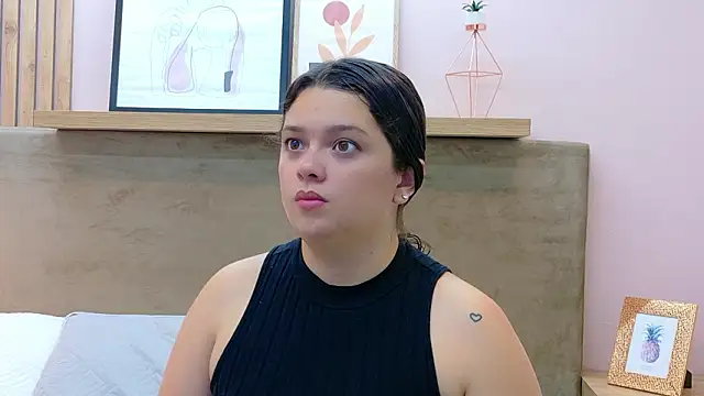 Tessa Stone online show from 02-12-26, 02:28