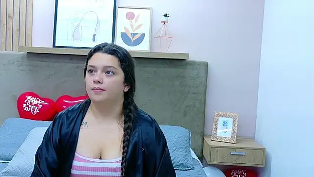 Tessa Stone online show from 02-21-26, 03:40