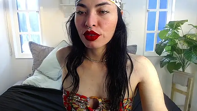 liafaith online show from 11-21-25, 02:27