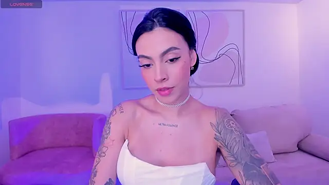 ChristineFord  online show from 11-05-25, 06:08