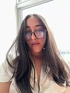 Kiss Sophi online show from 08-04-26, 04:31