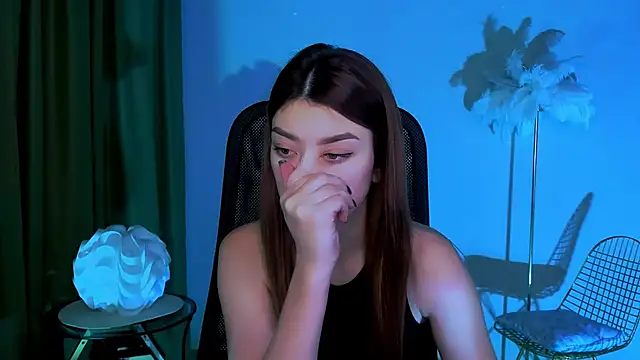 AnaSteisher online show from 12-05-25, 02:25