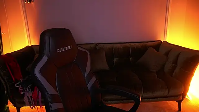 VixenMuse online show from 11-05-25, 09:04