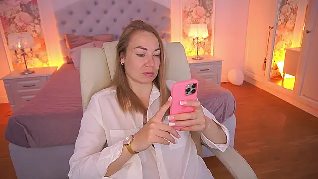 VixenMuse online show from 05-25-26, 08:37