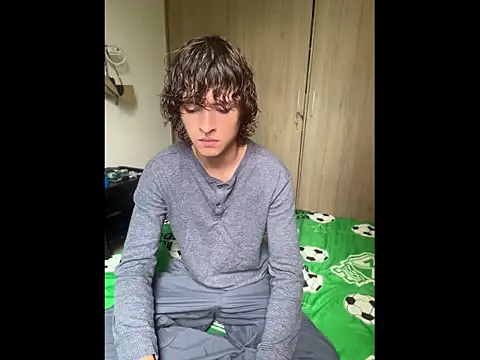 JoelnClouds online show from 05-21-26, 05:20