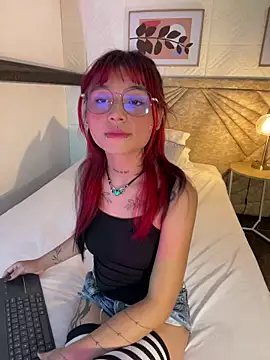 Emma duff online show from 03-07-26, 08:06