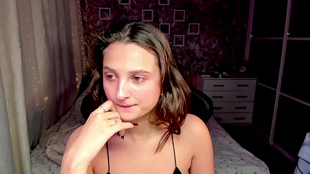 mishel amurr online show from 10-27-25, 01:09