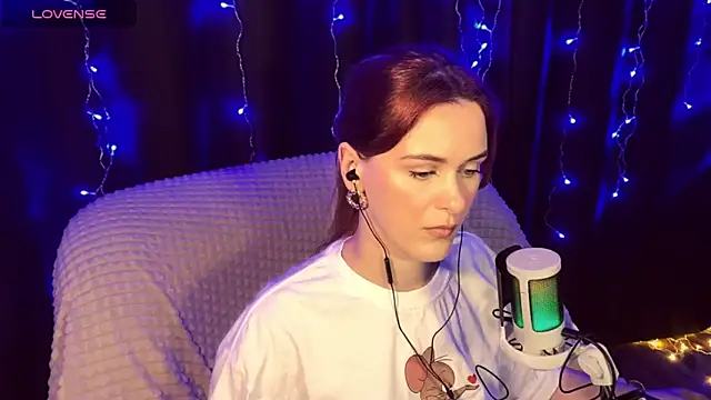 Snapshot of Veksal1a chatting on 01-06-26, 05:55 Veksal1a online show from 01-06-26, 05:55