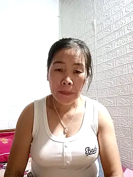 tabby-cat11 online show from 11-06-25, 03:18