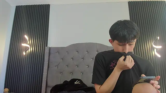 hoot booys  online show from 03-21-26, 08:56