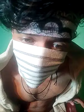 Snapshot of i_love77 chatting on 10-18-25, 07:36 i love77 online show from 10-18-25, 07:36