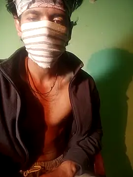 Snapshot of i_love77 chatting on 10-28-25, 10:19 i love77 online show from 10-28-25, 10:19