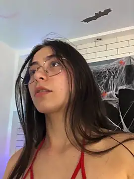Madison Grey  online show from 10-31-25, 06:20
