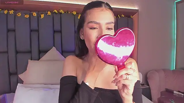 TanyaBello online show from 11-30-25, 01:48