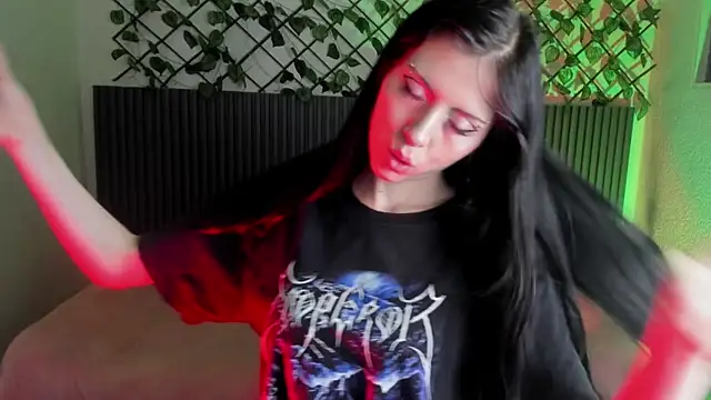 Dark Niight  online show from 03-17-26, 12:41