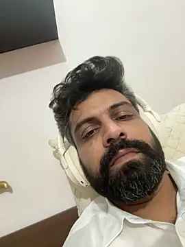 SoulHunt9 online show from 10-18-25, 05:25