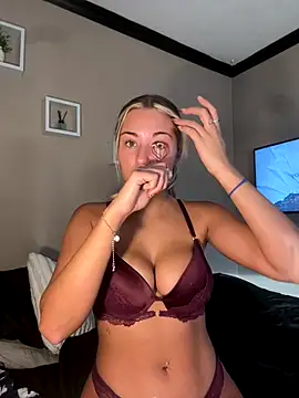 LaceyMilliexoxo online show from 11-26-25, 10:27