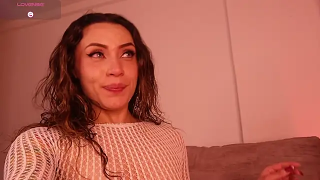 lara bombshelll online show from 10-26-25, 11:42