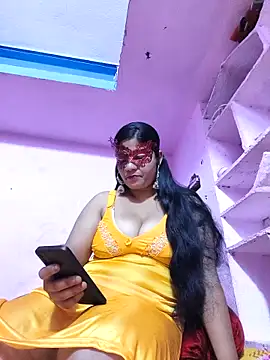 Snapshot of SAIRA-hot chatting on 11-12-25, 05:46 SAIRA-hot online show from 11-12-25, 05:46